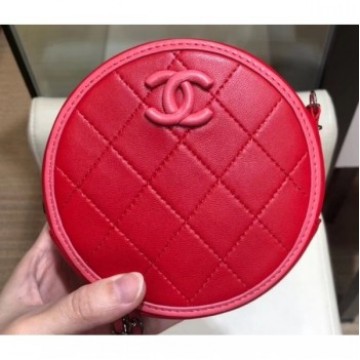 Chanel Lambskin Round Clutch With Chain Bag AP0060 Red 2019 AQ02181 Chanel Lambskin Round Clutch With Chain Bag AP0060 Red 2019 AQ02181
