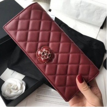 Chanel Lambskin Camellia Clutch Bag A94575 Red 2018 Collection AQ03526 Chanel Lambskin Camellia Clutch Bag A94575 Red 2018 Collection AQ03526