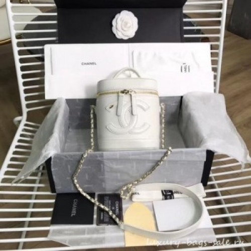 Chanel vanity case Lambskin &amp; Gold-Tone Metal AS0323 white AQ02808