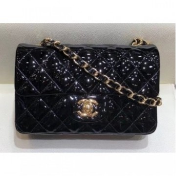 Chanel Classic Flap Small Bag A01116 Black in Patent Leather with Gold Hardware AQ03044