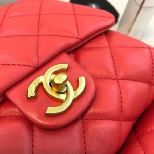 Chanel Lambskin with Pearls Side Pack Bag AS0614 Red 2019 AQ00759 Chanel Lambskin with Pearls Side Pack Bag AS0614 Red 2019 AQ00759