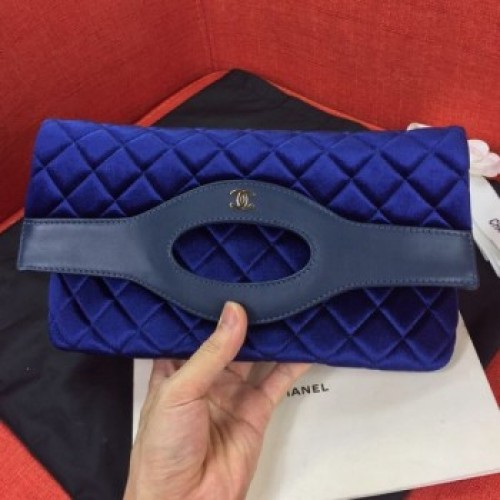 Chanel Quilted Velvet 31 Clutch A70521 Blue 2019 Collection AQ04004 Chanel Quilted Velvet 31 Clutch A70521 Blue 2019 Collection AQ04004