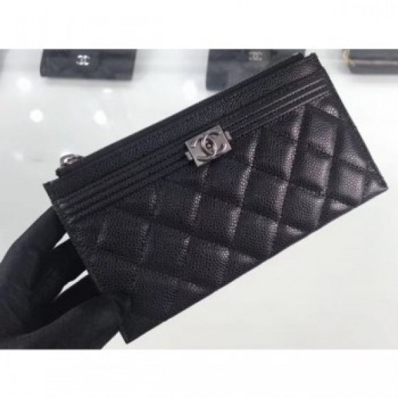 Chanel Grained Leather Boy Pouch Clutch Bag A84478 Black/Silver AQ00921 Chanel Grained Leather Boy Pouch Clutch Bag A84478 Black/Silver AQ00921
