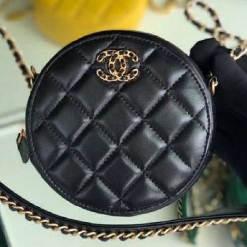 Chanel Quilted Lambskin Chain CC Round Clutch with Chain AP0725 Black 2019 Collection AQ04168 Chanel Quilted Lambskin Chain CC Round Clutch with Chain AP0725 Black 2019 Collection AQ04168