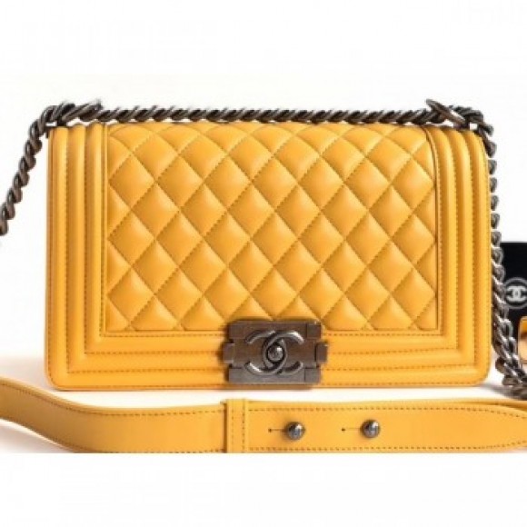 Chanel Lambskin Boy Flap Medium Bag Yellow/Silver AQ01122 Chanel Lambskin Boy Flap Medium Bag Yellow/Silver AQ01122