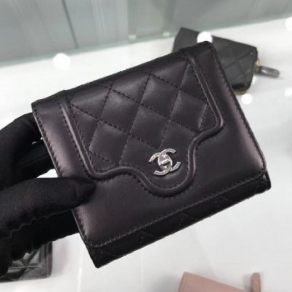 Chanel Quilted Lambskin Small Wallet Black 01 2019 Collection AQ03308 Chanel Quilted Lambskin Small Wallet Black 01 2019 Collection AQ03308