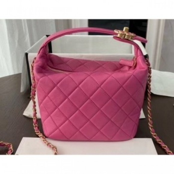 Chanel Quilted Large Hobo Clutch Bag AS1747 Dark Pink 2020 AQ01438 Chanel Quilted Large Hobo Clutch Bag AS1747 Dark Pink 2020 AQ01438
