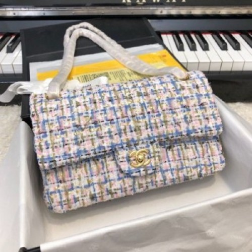 Chanel Tweed Medium Flap Bag White/Blue/Pink 2019 Collection AQ03600 Chanel Tweed Medium Flap Bag White/Blue/Pink 2019 Collection AQ03600