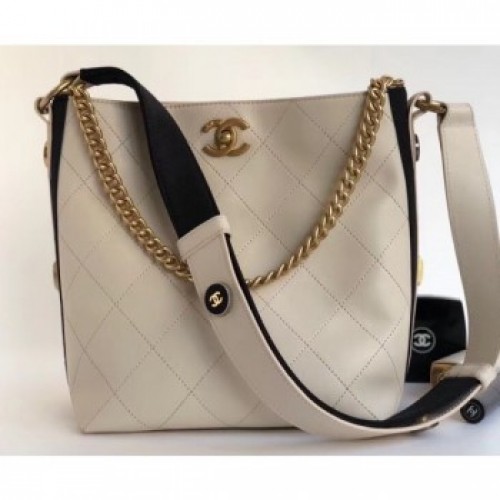Chanel Button Up Hobo Bag A57573/A57576 Creamy 2018 AQ00646