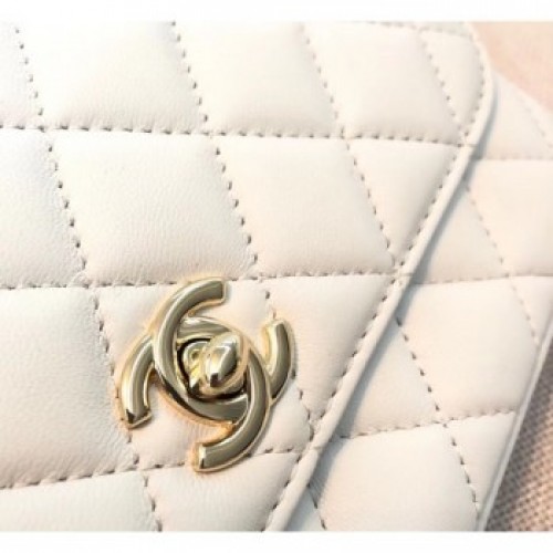 Chanel Lambskin Side Pack Bag AS0545 White 2019 AQ03650 Chanel Lambskin Side Pack Bag AS0545 White 2019 AQ03650