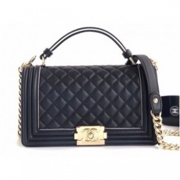 Chanel Boy Medium Flap Bag with Handle Black 2019 AQ03068 Chanel Boy Medium Flap Bag with Handle Black 2019 AQ03068