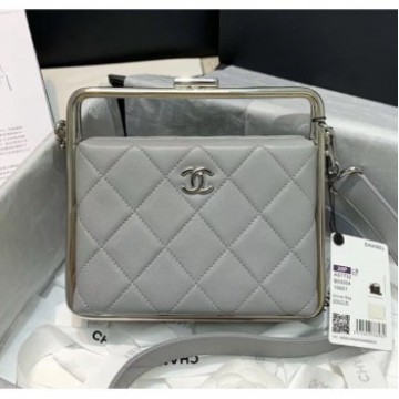 Chanel Lambskin & Silver-Tone Metal Clutch AS1732 Grey 2020 Collection AQ04197 Chanel Lambskin & Silver-Tone Metal Clutch AS1732 Grey 2020 Collection AQ04197
