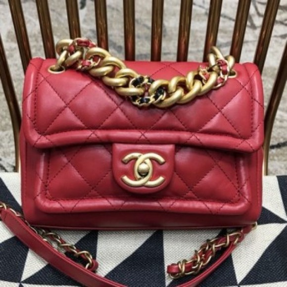 Chanel Quilted Lambskin Small Flap Bag AS0936 Red 2019 Collection AQ02545 Chanel Quilted Lambskin Small Flap Bag AS0936 Red 2019 Collection AQ02545