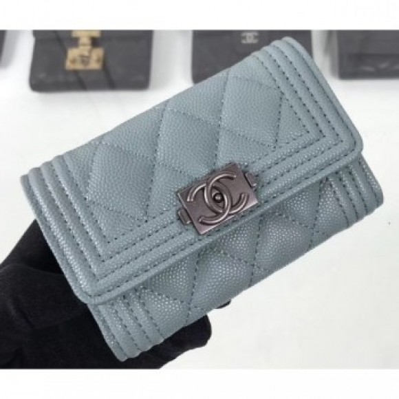 Chanel Grained Calfskin Boy Flap Card Holder A80603 Gray/Silver AQ01282 Chanel Grained Calfskin Boy Flap Card Holder A80603 Gray/Silver AQ01282