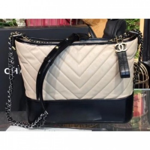 Chanel Chevron Gabrielle Medium Hobo Bag A93824 Beige/Black 2018 AQ02226