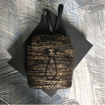Chanel Tweed & Gold-Tone Metal medium Backpack Bag A69964 2019 AQ01870 Chanel Tweed & Gold-Tone Metal medium Backpack Bag A69964 2019 AQ01870