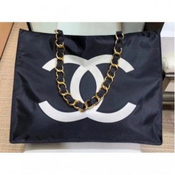 Chanel CC Logo Canvas Shopping Tote Bag Black/White 2019 AQ00982 Chanel CC Logo Canvas Shopping Tote Bag Black/White 2019 AQ00982