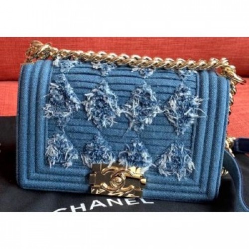 Chanel Pleated Denim Boy Flap Small Bag 2019 AQ03793 Chanel Pleated Denim Boy Flap Small Bag 2019 AQ03793