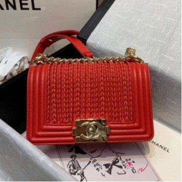 Chanel Small Boy Chanel Handbag A67085 Red 2019 Collection AQ02456 Chanel Small Boy Chanel Handbag A67085 Red 2019 Collection AQ02456