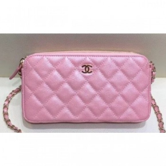 Chanel Iridescent Pearl Caviar Classic Clutch with Chain Bag A82527 Pink 2019 AQ02748 Chanel Iridescent Pearl Caviar Classic Clutch with Chain Bag A82527 Pink 2019 AQ02748