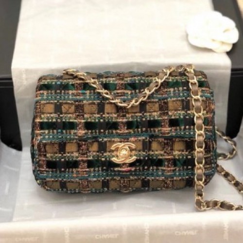 Chanel Quilted Lurex Tweed Small Flap Bag A01112 Green/Gold/Black 2019 Collection AQ03263 Chanel Quilted Lurex Tweed Small Flap Bag A01112 Green/Gold/Black 2019 Collection AQ03263