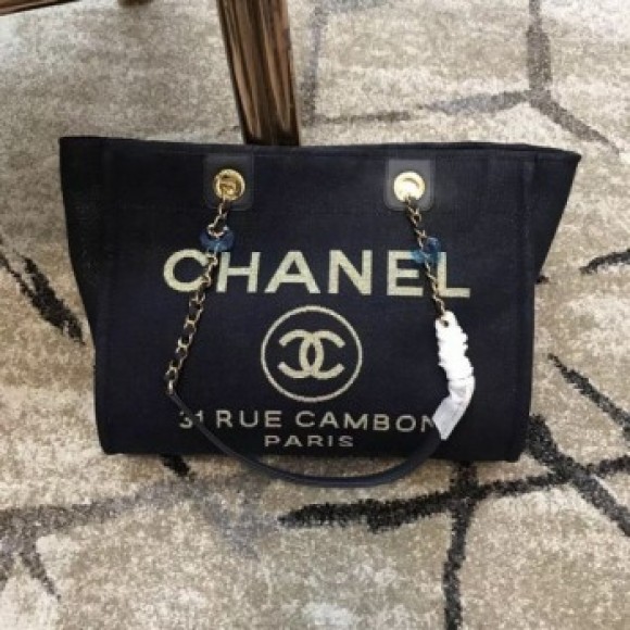 Chanel Deauville Lurex Canvas Medium Shopping Bag A93786 Navy Blue/Gold 2019 Collection AQ02903 Chanel Deauville Lurex Canvas Medium Shopping Bag A93786 Navy Blue/Gold 2019 Collection AQ02903