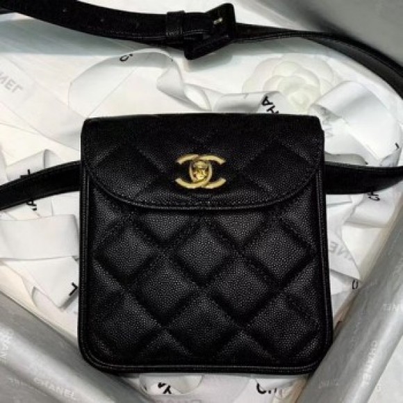 Chanel Vintage Quilted Grained Calfskin Waist Bag A88861 Black 2020 Collection AQ01785 Chanel Vintage Quilted Grained Calfskin Waist Bag A88861 Black 2020 Collection AQ01785