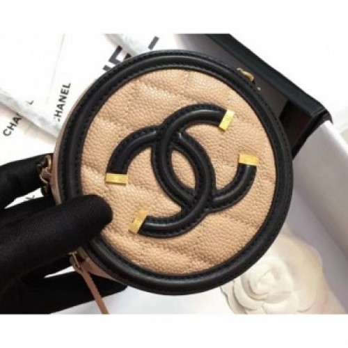 Chanel CC Filigree Grained Round Clutch with Chain Bag A81599 Beige/Black 2018 AQ00542 Chanel CC Filigree Grained Round Clutch with Chain Bag A81599 Beige/Black 2018 AQ00542