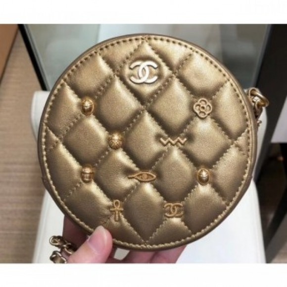 Chanel Charms Round Clutch With Chain Bag Metallic Gold 2019 AQ01073 Chanel Charms Round Clutch With Chain Bag Metallic Gold 2019 AQ01073