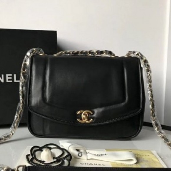 Chanel Lambskin Medium Flap Bag AS1178 Black 2019 Collection AQ03811 Chanel Lambskin Medium Flap Bag AS1178 Black 2019 Collection AQ03811