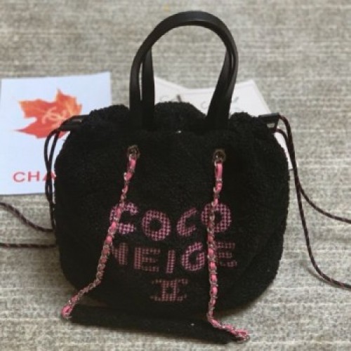 Chanel Quilted Shearling Sheepskin Medium Shopping Bag AS0981 Black 2019 Collection AQ03745 Chanel Quilted Shearling Sheepskin Medium Shopping Bag AS0981 Black 2019 Collection AQ03745