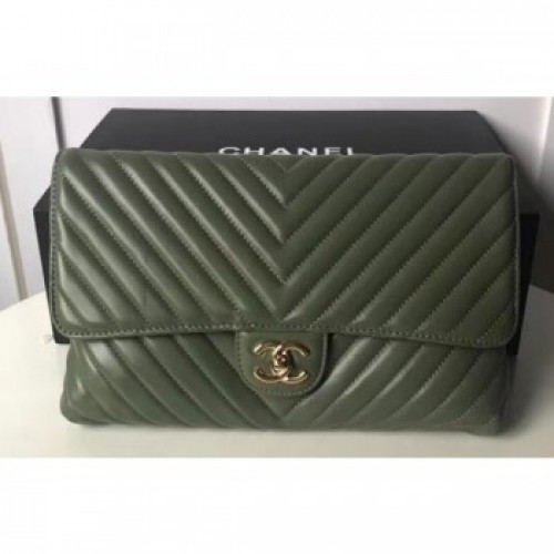 Chanel Lambskin Chevron Classic Clutch Bag A57650 Army Green 2018 AQ01626 Chanel Lambskin Chevron Classic Clutch Bag A57650 Army Green 2018 AQ01626