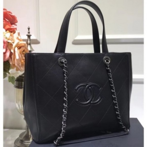 Chanel Quilting CC Logo Shopping Tote Bag Black/Silver 2019 AQ03459 Chanel Quilting CC Logo Shopping Tote Bag Black/Silver 2019 AQ03459