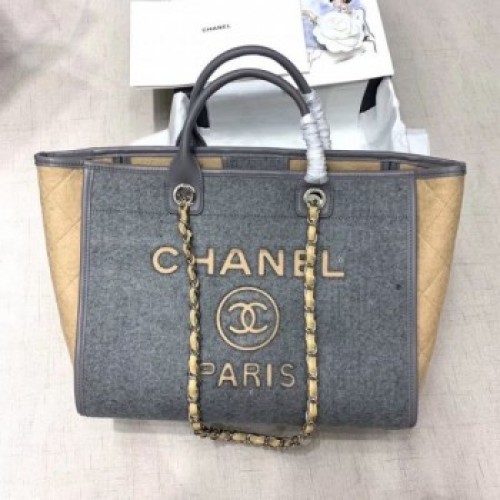 Chanel Deauville Wool Felt Medium/Large Shopping Bag A93786 Gray/Beige 2019 Collection AQ03212 Chanel Deauville Wool Felt Medium/Large Shopping Bag A93786 Gray/Beige 2019 Collection AQ03212
