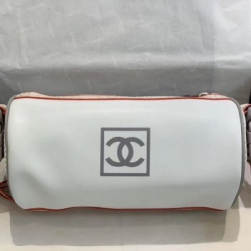 Chanel Vintage Large Roller Shoulder Bag AS6689 White 2019 Collection AQ02126 Chanel Vintage Large Roller Shoulder Bag AS6689 White 2019 Collection AQ02126