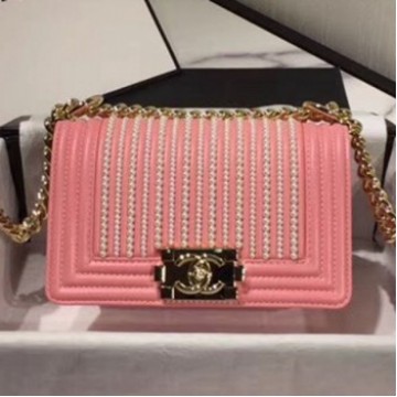 Chanel Pearl Calfskin Small Boy Flap Bag A67085 Pink 2019 Collection AQ03981 Chanel Pearl Calfskin Small Boy Flap Bag A67085 Pink 2019 Collection AQ03981