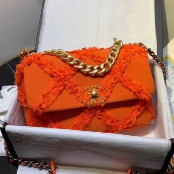 Chanel 19 Medium Maxi-Quilted Fringe Canvas Flap Bag AS1160 Orange 2020 Collection AQ02364 Chanel 19 Medium Maxi-Quilted Fringe Canvas Flap Bag AS1160 Orange 2020 Collection AQ02364