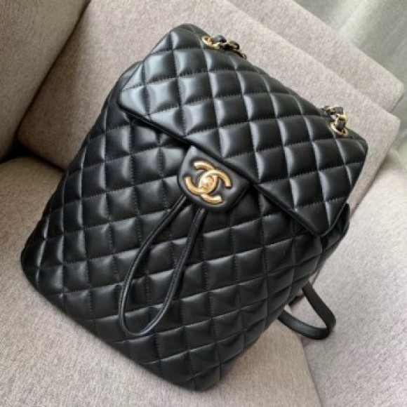 Chanel Quilting sheepskin Backpack Bag A91121 black with gold hardware AQ03078 Chanel Quilting sheepskin Backpack Bag A91121 black with gold hardware AQ03078