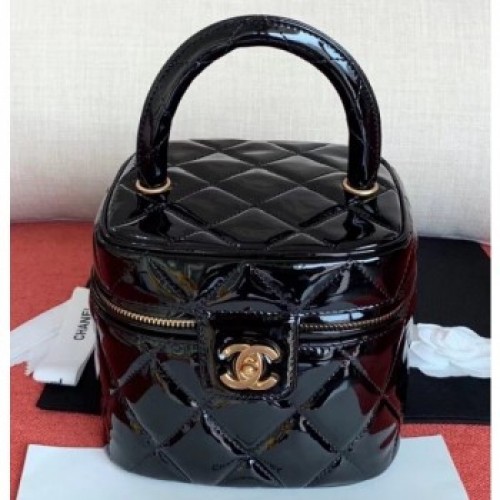 Chanel Vintage Vanity Case Bag Patent Black 2019 AQ03978 Chanel Vintage Vanity Case Bag Patent Black 2019 AQ03978