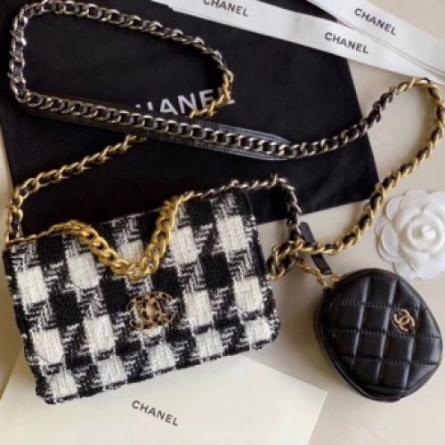 Chanel 19 Houndstooth Tweed Wallet on Chain WOC and Coin Purse AP0985 Black/White 2019 Collection AQ02605 Chanel 19 Houndstooth Tweed Wallet on Chain WOC and Coin Purse AP0985 Black/White 2019 Collection AQ02605