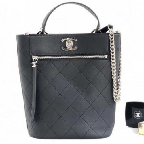 Chanel Calfskin Front Zip Large Bucket Bag AS0578 Black 2019 AQ02719 Chanel Calfskin Front Zip Large Bucket Bag AS0578 Black 2019 AQ02719