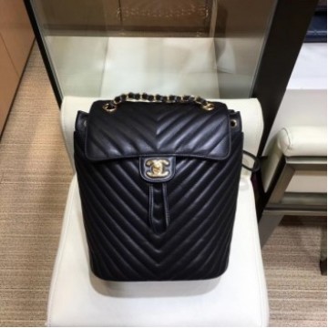 Chanel chevron calfskin medium Backpack Bag black with gold hardware AQ00502 Chanel chevron calfskin medium Backpack Bag black with gold hardware AQ00502