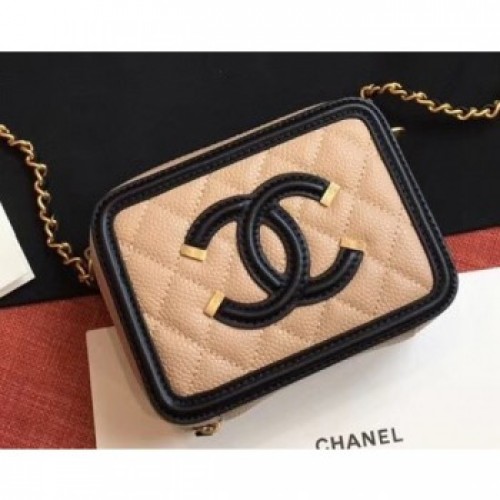 Chanel CC Filigree Grained Vanity Case Shoulder Mini Bag Beige/Black 2019 AQ01571 Chanel CC Filigree Grained Vanity Case Shoulder Mini Bag Beige/Black 2019 AQ01571