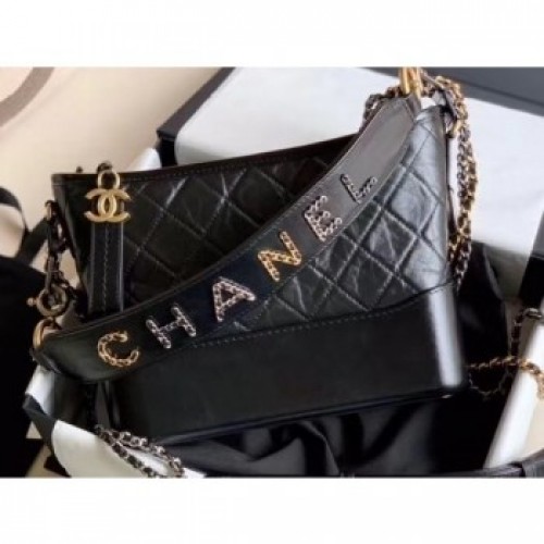 Chanel Chain Logo Handle Gabrielle Medium Hobo Bag AS1582 Black 2020 AQ01565 Chanel Chain Logo Handle Gabrielle Medium Hobo Bag AS1582 Black 2020 AQ01565