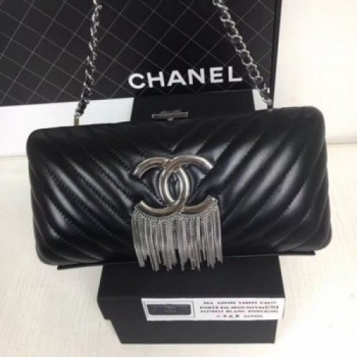Chanel Lambskin CC Tassel Evening Clutch with Chain A69406 Black 2019 Collection AQ02725 Chanel Lambskin CC Tassel Evening Clutch with Chain A69406 Black 2019 Collection AQ02725