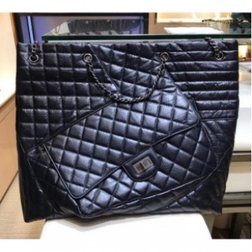 Chanel Crumpled Calfskin Quilting Medium Shopping Bag Black 2019 AQ03399