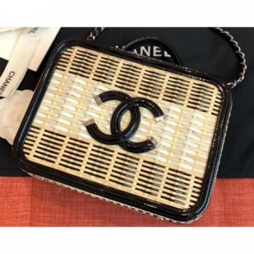 Chanel Rattan/Patent Calfskin CC Filigree Vanity Case Medium Bag A93343 2019 AQ02013