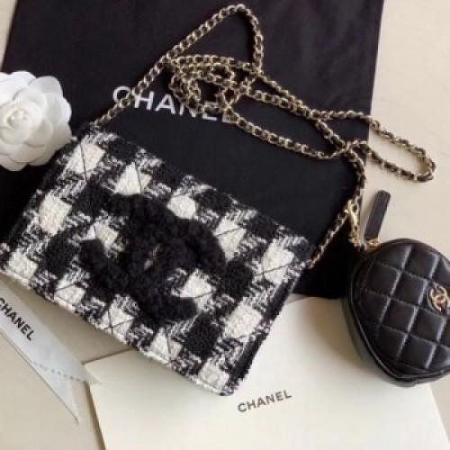 Chanel CC Houndstooth Tweed Wallet on Chain WOC and Coin Purse White/Black 2019 Collection AQ03742 Chanel CC Houndstooth Tweed Wallet on Chain WOC and Coin Purse White/Black 2019 Collection AQ03742