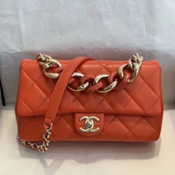 Chanel Quilted Lambskin Medium Flap Bag with Resin Chain AS1353 Orange 2019 Collection AQ02573 Chanel Quilted Lambskin Medium Flap Bag with Resin Chain AS1353 Orange 2019 Collection AQ02573