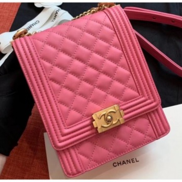 Chanel Boy North/South Small Flap Bag AS0130 Dark Pink 2019 AQ02837 Chanel Boy North/South Small Flap Bag AS0130 Dark Pink 2019 AQ02837